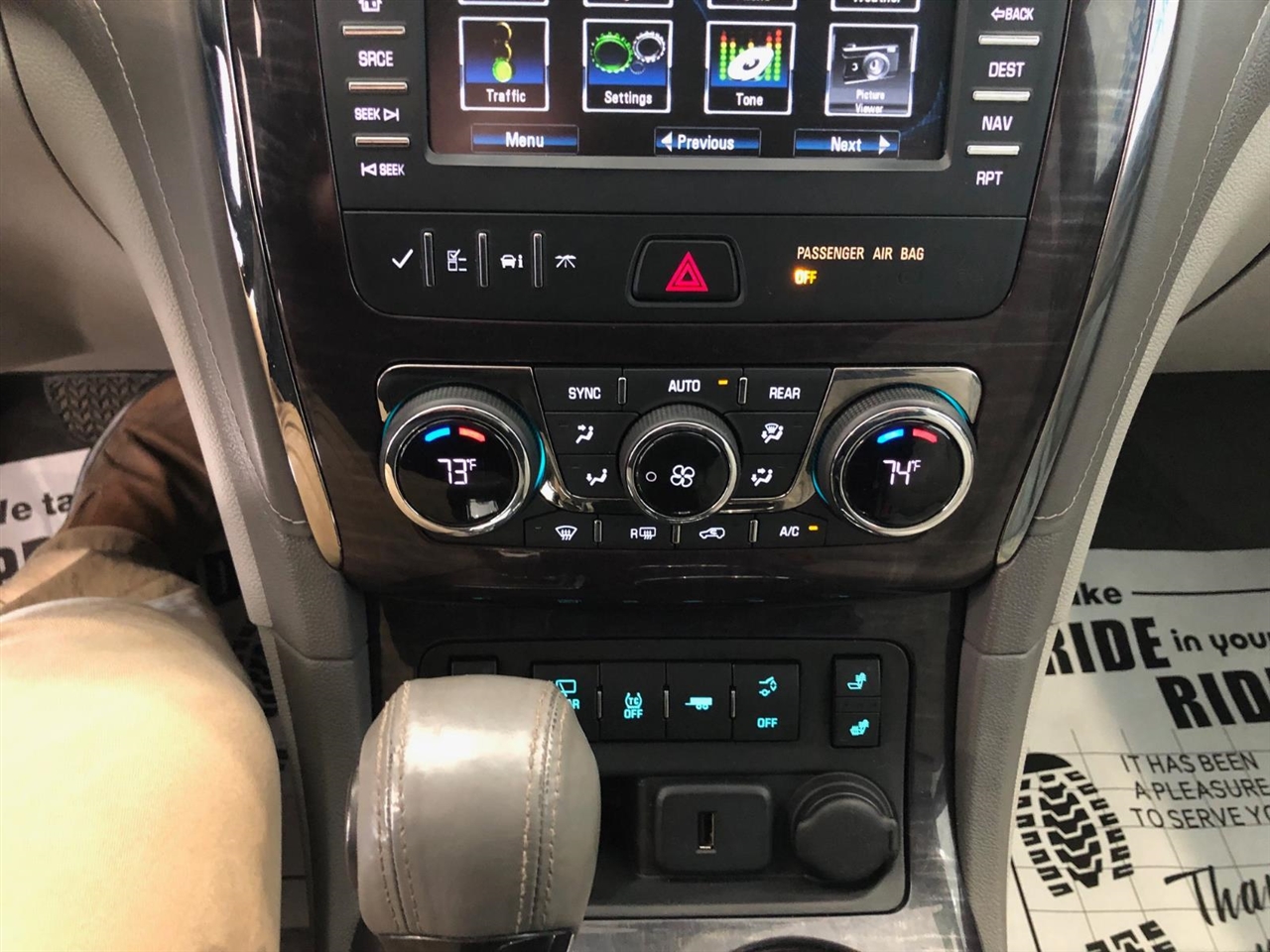 Buick Enclave AWD 4dr Leather 2015