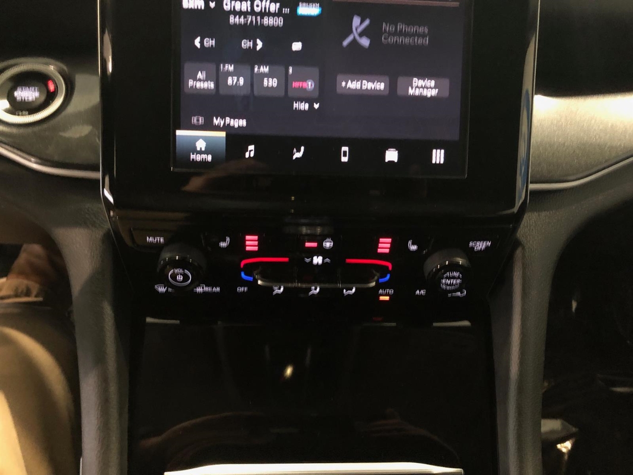 Jeep Grand Cherokee L Laredo 4x4 2021