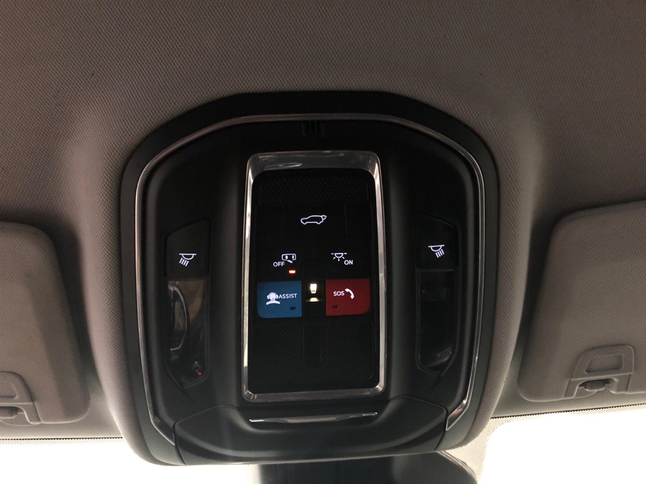 Jeep Grand Cherokee L Laredo 4x4 2021