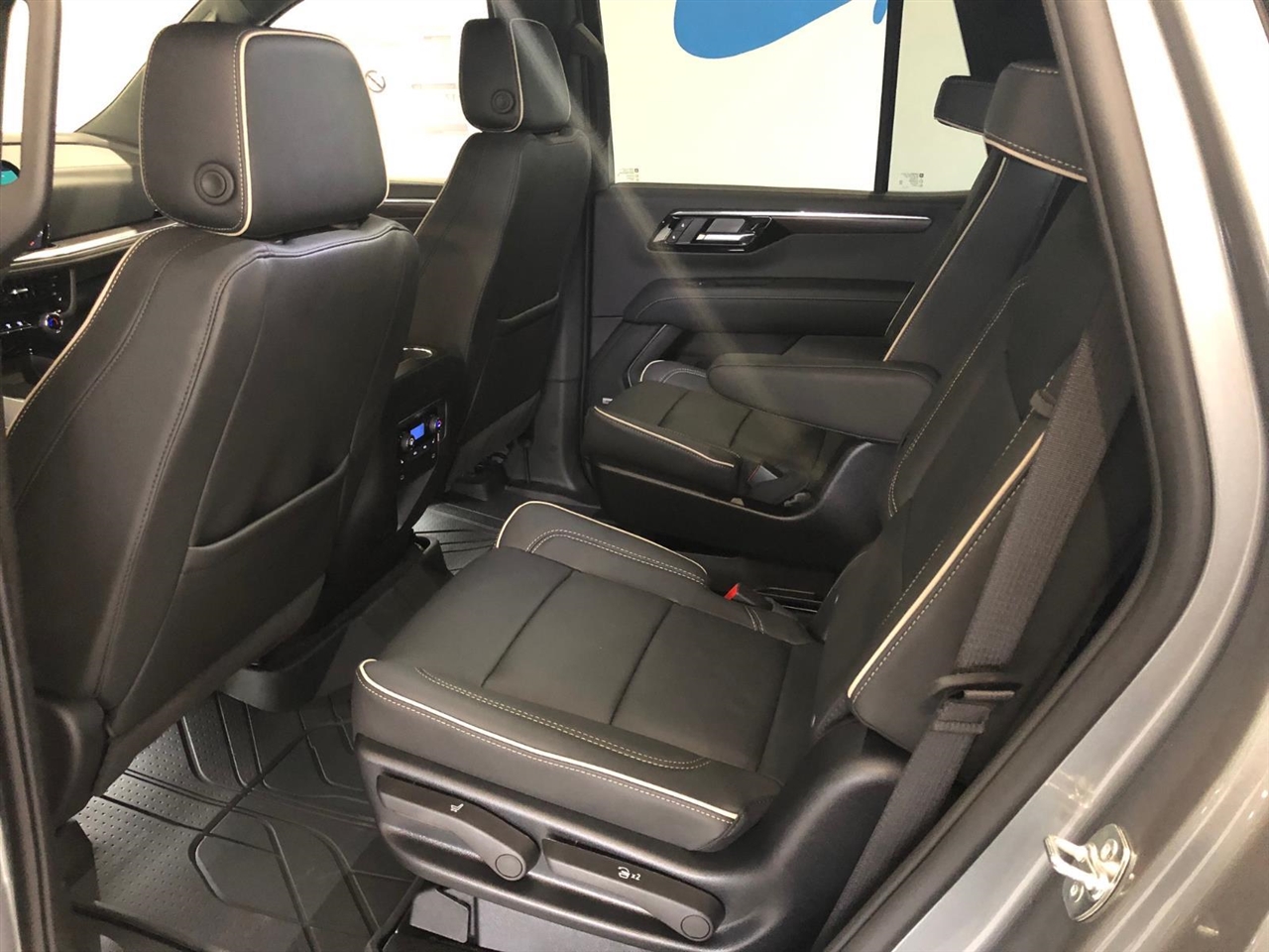 Chevrolet Tahoe 4WD 4dr Premier 2026