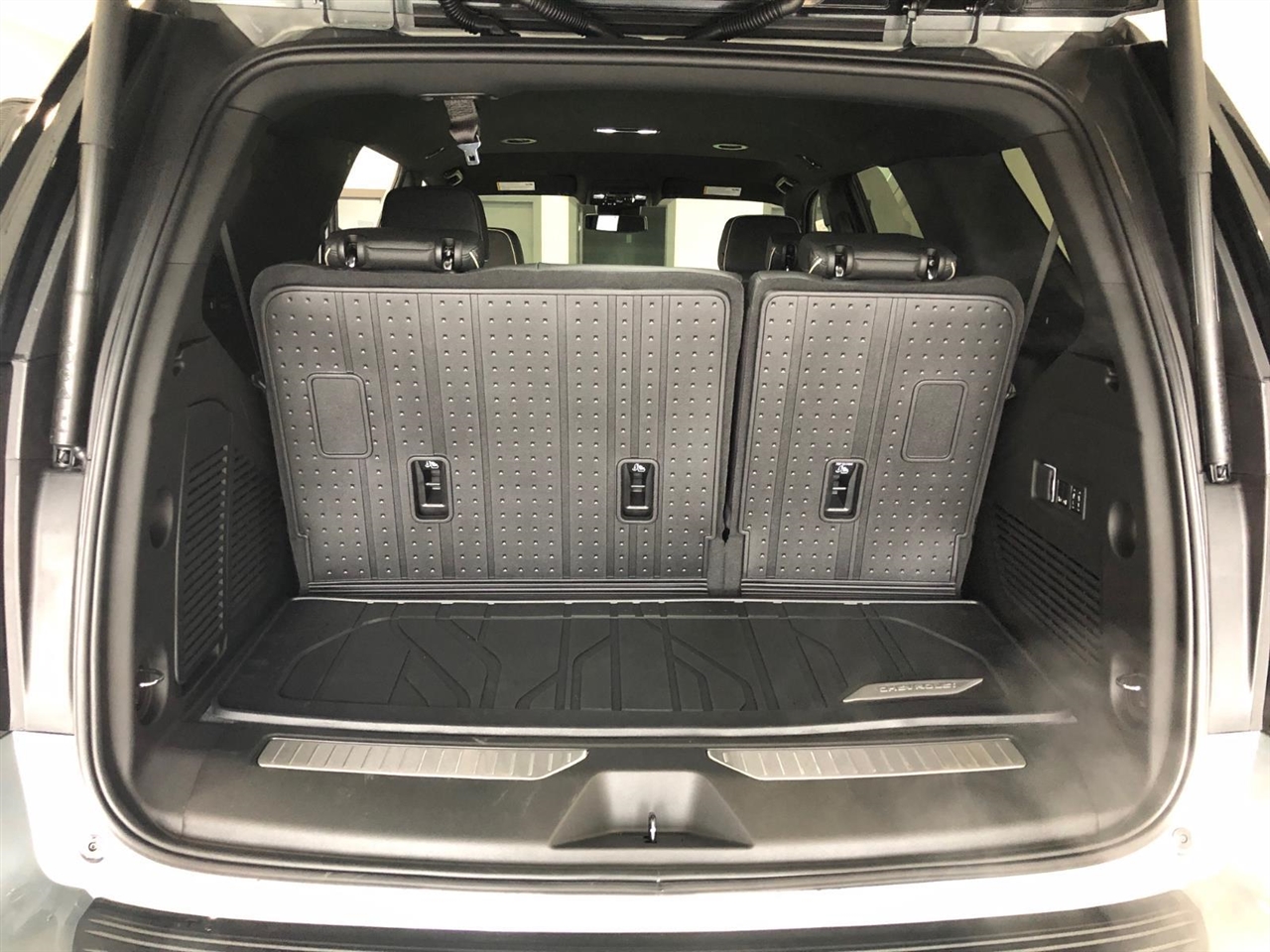 Chevrolet Tahoe 4WD 4dr Premier 2026