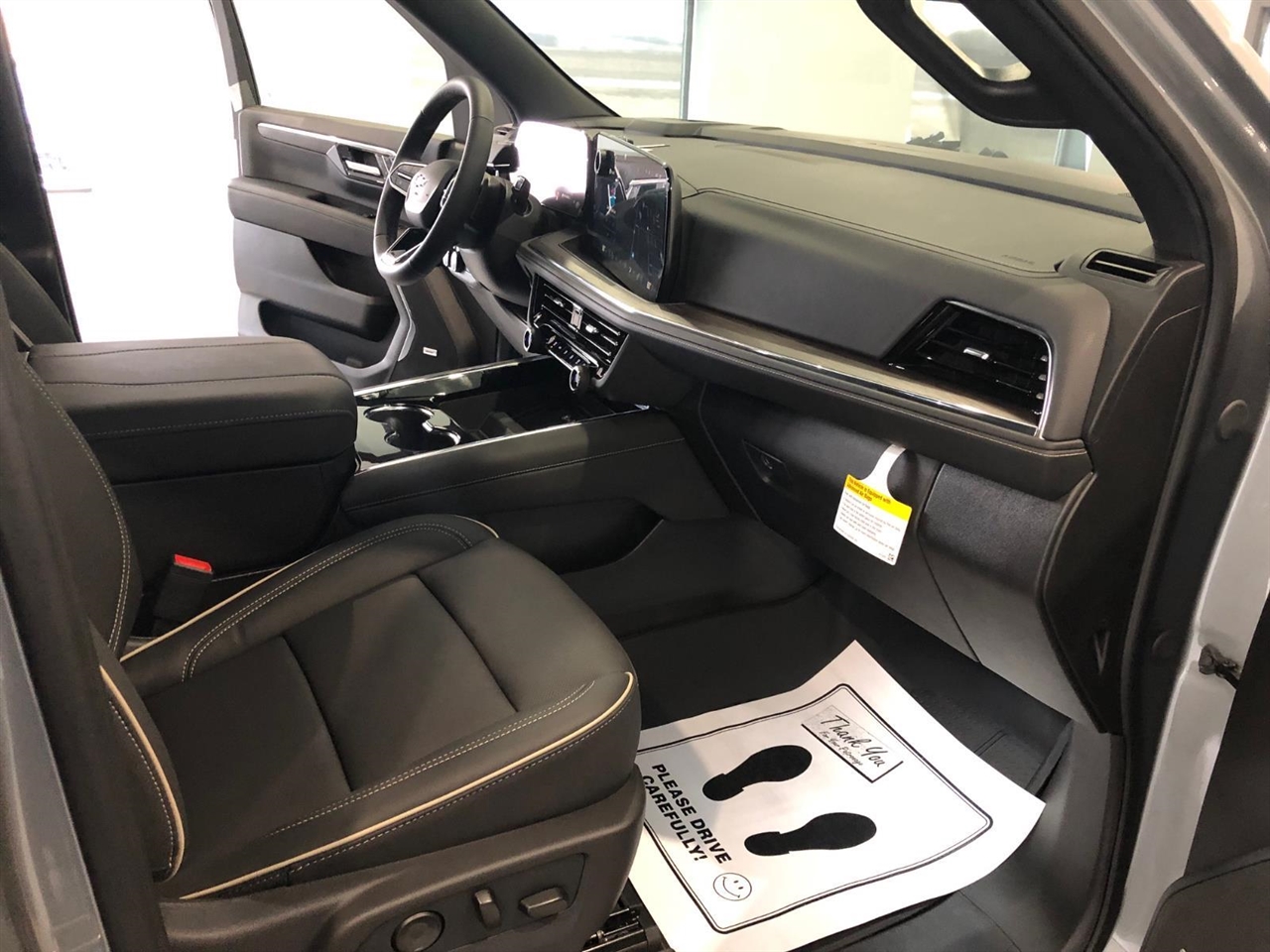 Chevrolet Tahoe 4WD 4dr Premier 2026