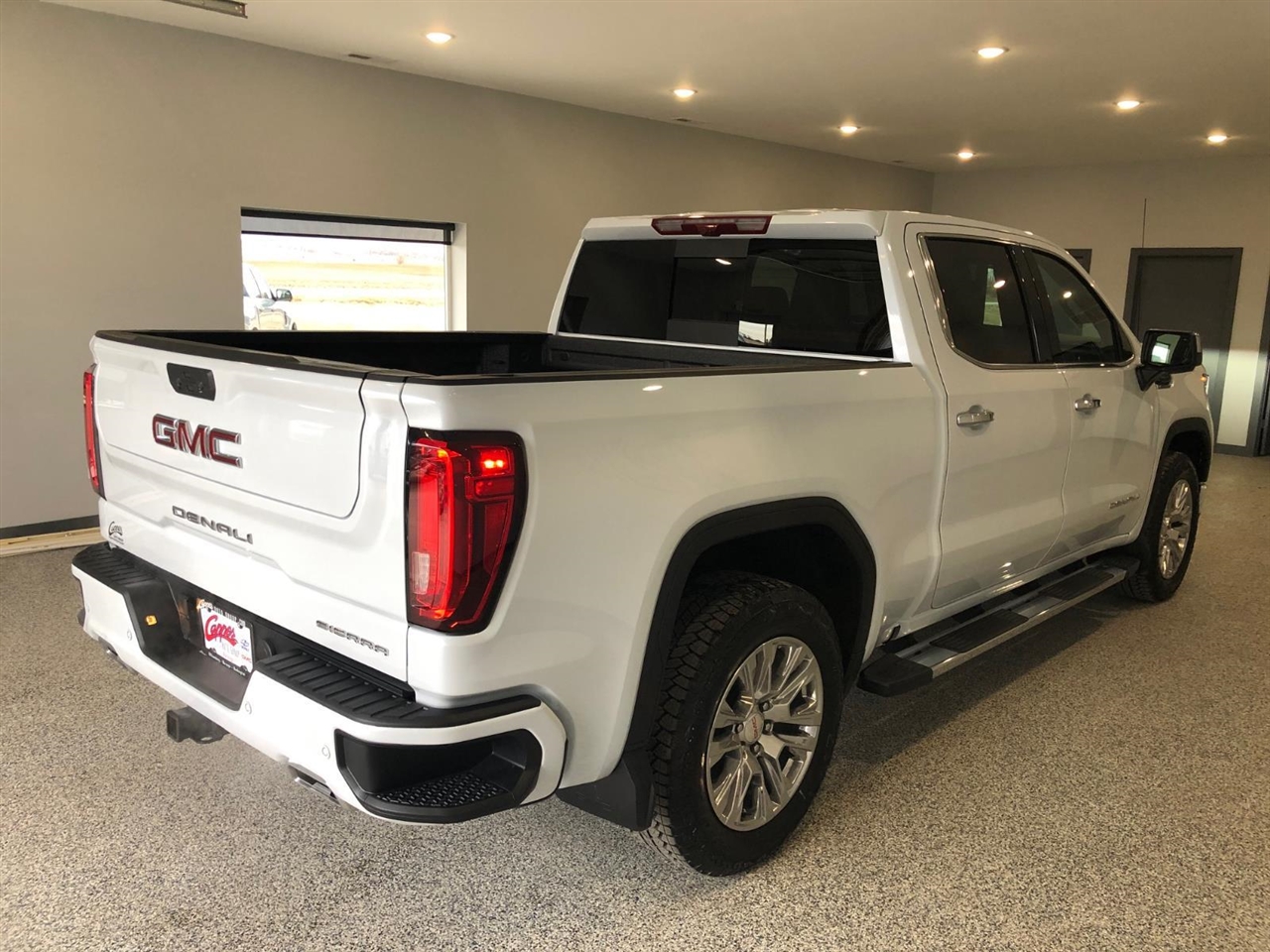 GMC Sierra 1500 4WD Crew Cab 147" Denali 2026