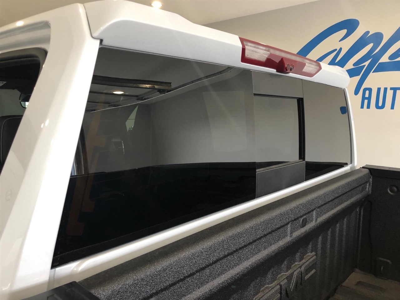 GMC Sierra 1500 4WD Crew Cab 147" Denali 2026