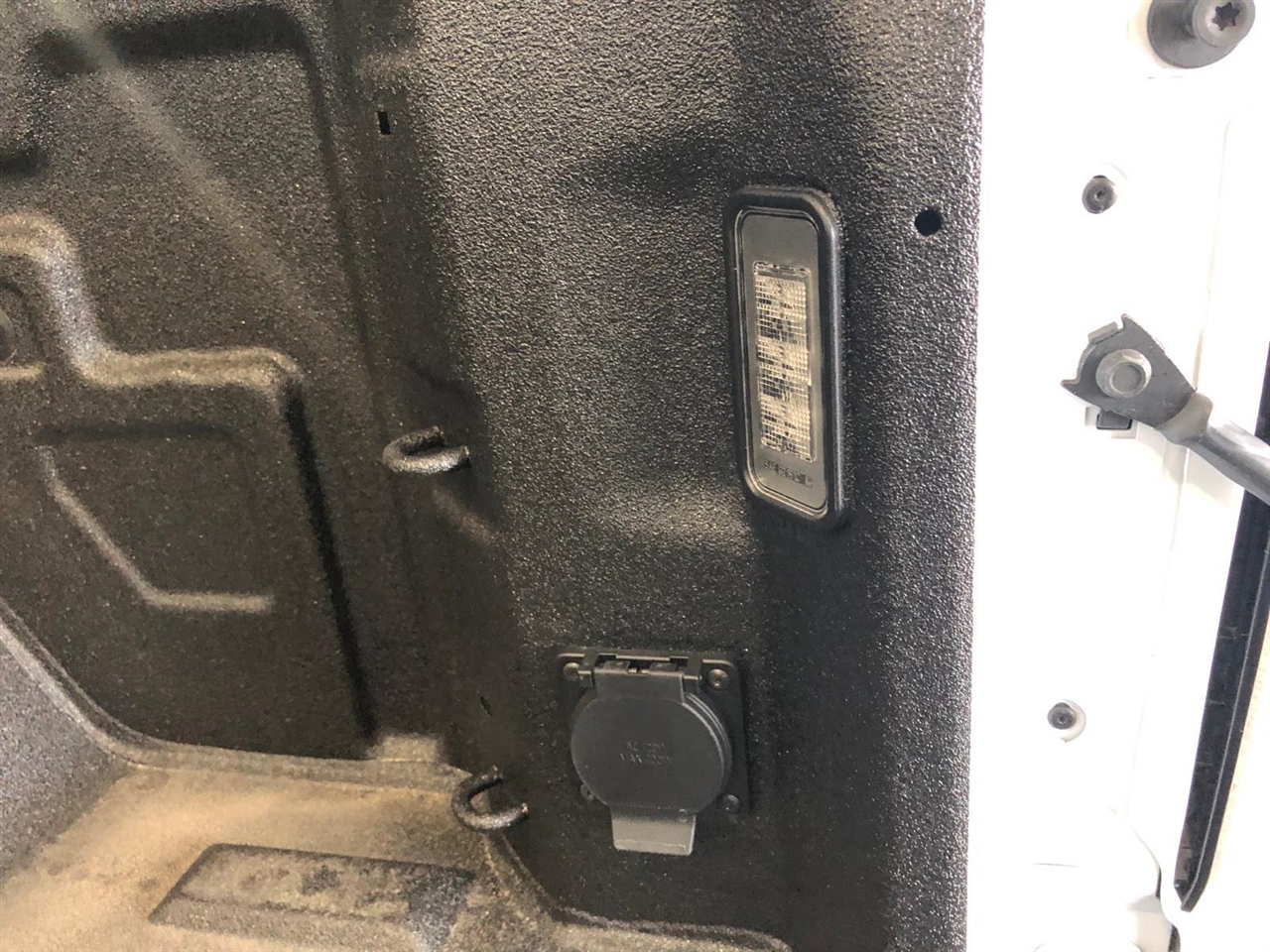 GMC Sierra 1500 4WD Crew Cab 147" Denali 2026