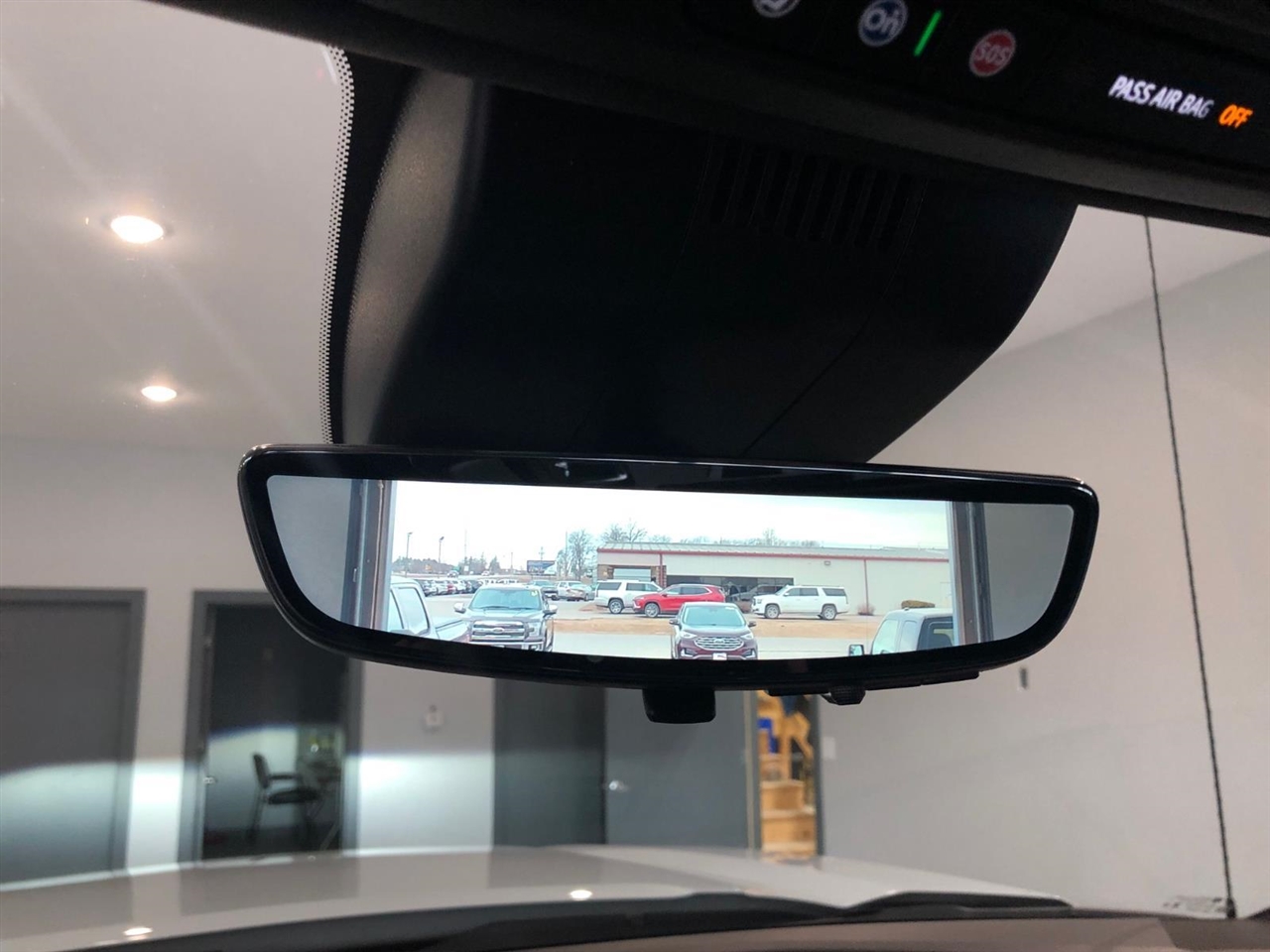 GMC Sierra 1500 4WD Crew Cab 147" Denali 2026