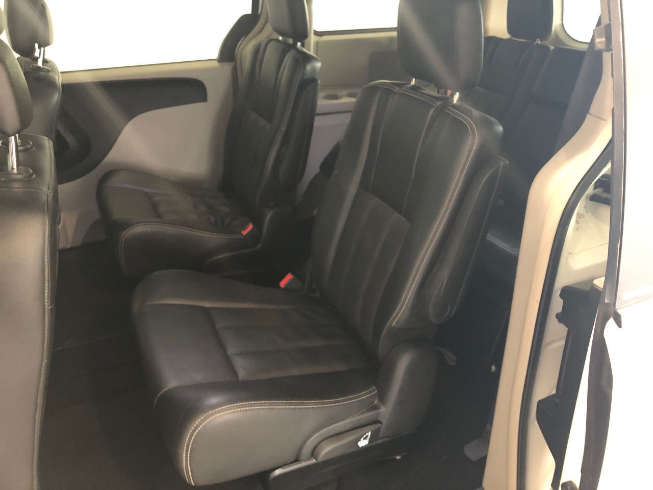 Chrysler Town & Country 4dr Wgn Touring 2012