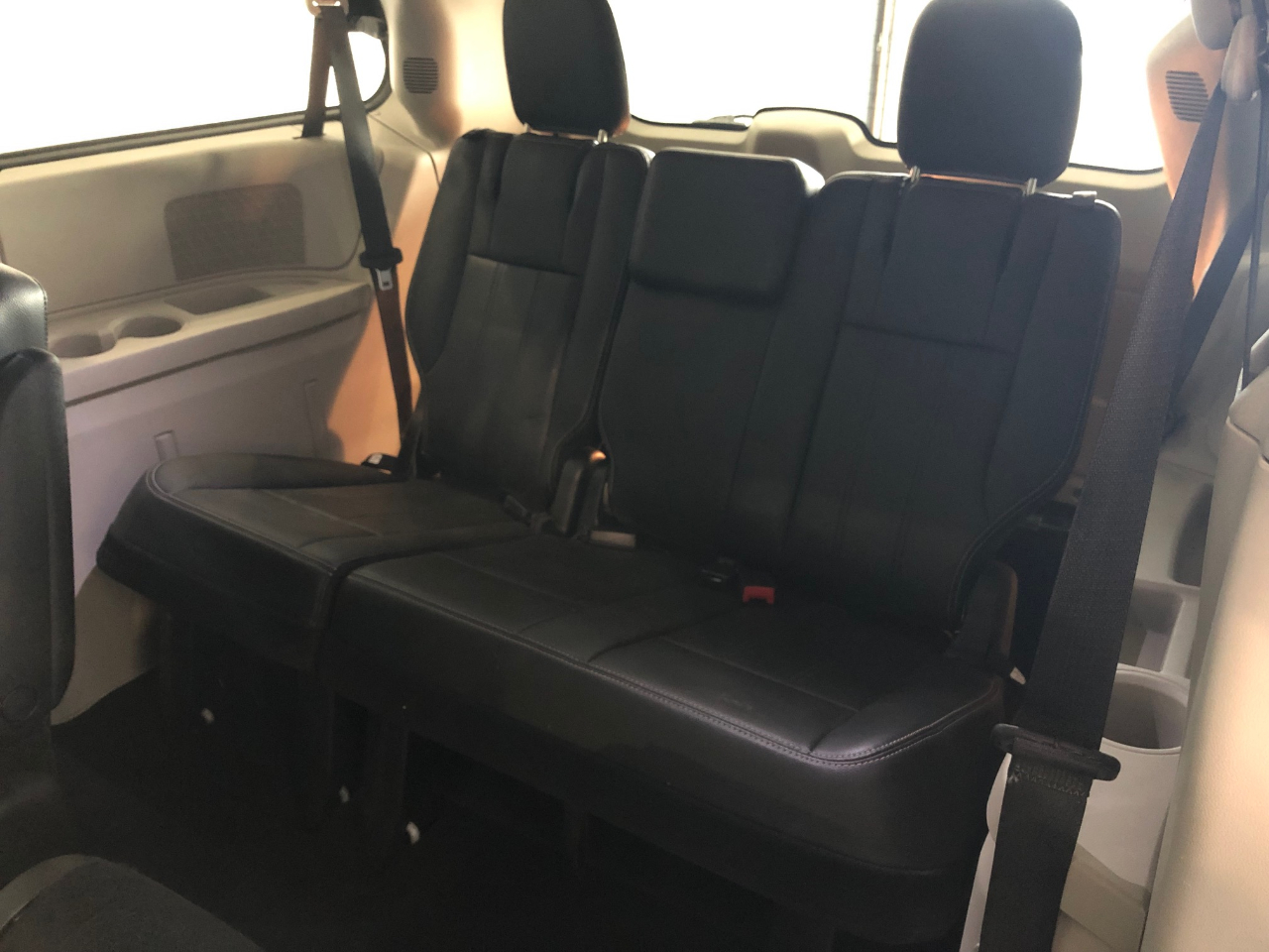 Chrysler Town & Country 4dr Wgn Touring 2012