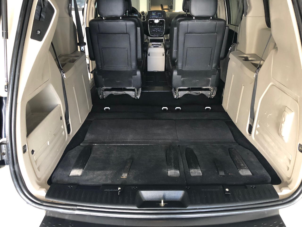 Chrysler Town & Country 4dr Wgn Touring 2012