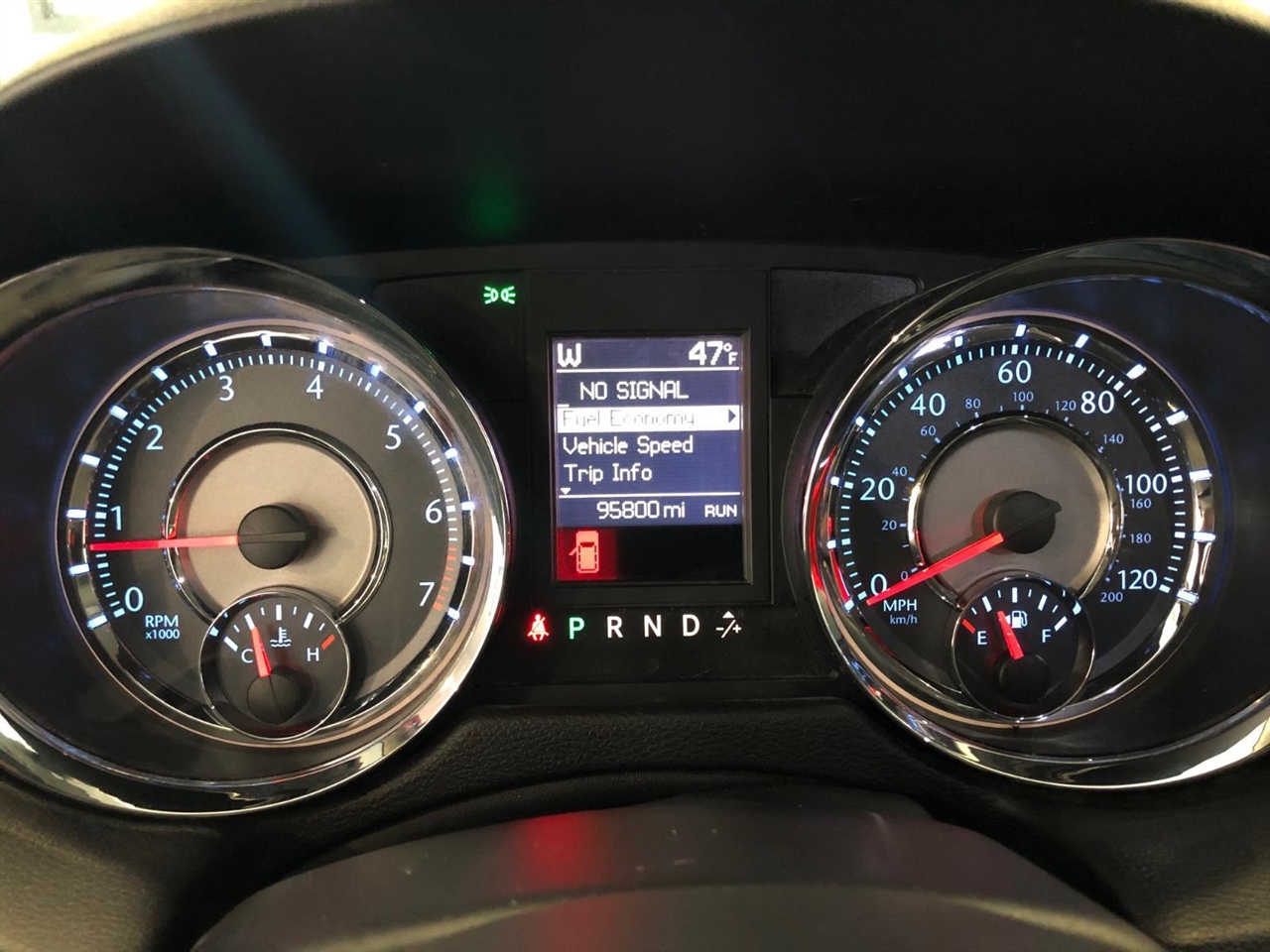 Chrysler Town & Country 4dr Wgn Touring 2012