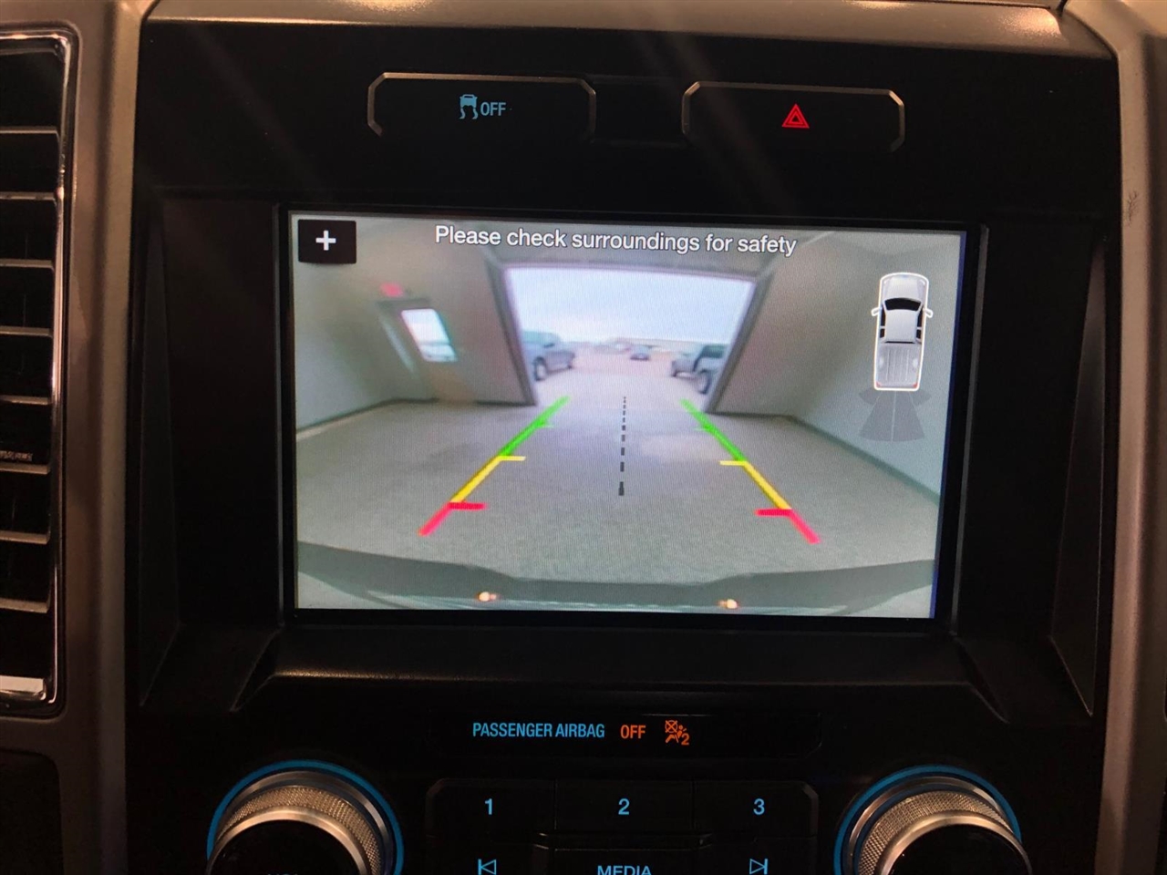 Ford F-150 4WD SuperCrew 145" Lariat 2016