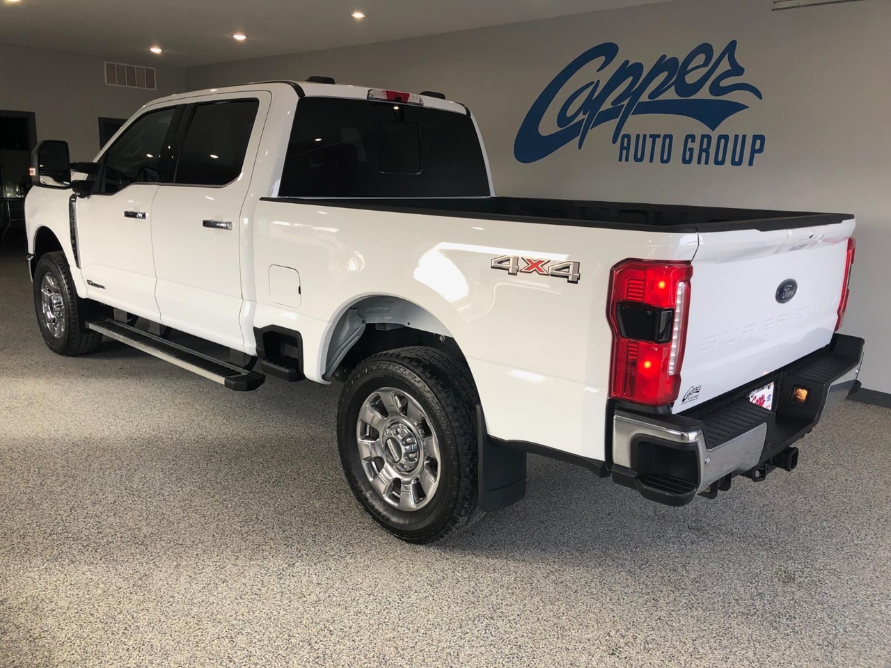 Ford Super Duty F-250 SRW Lariat 4WD Crew Cab 6.75' Box 2025