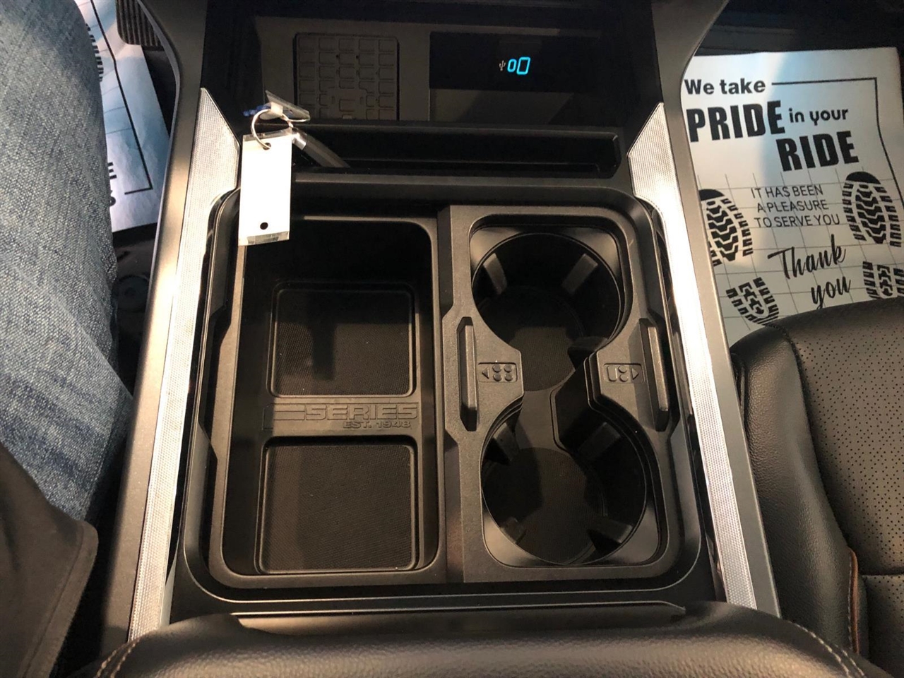 Ford Super Duty F-250 SRW Lariat 4WD Crew Cab 6.75' Box 2025