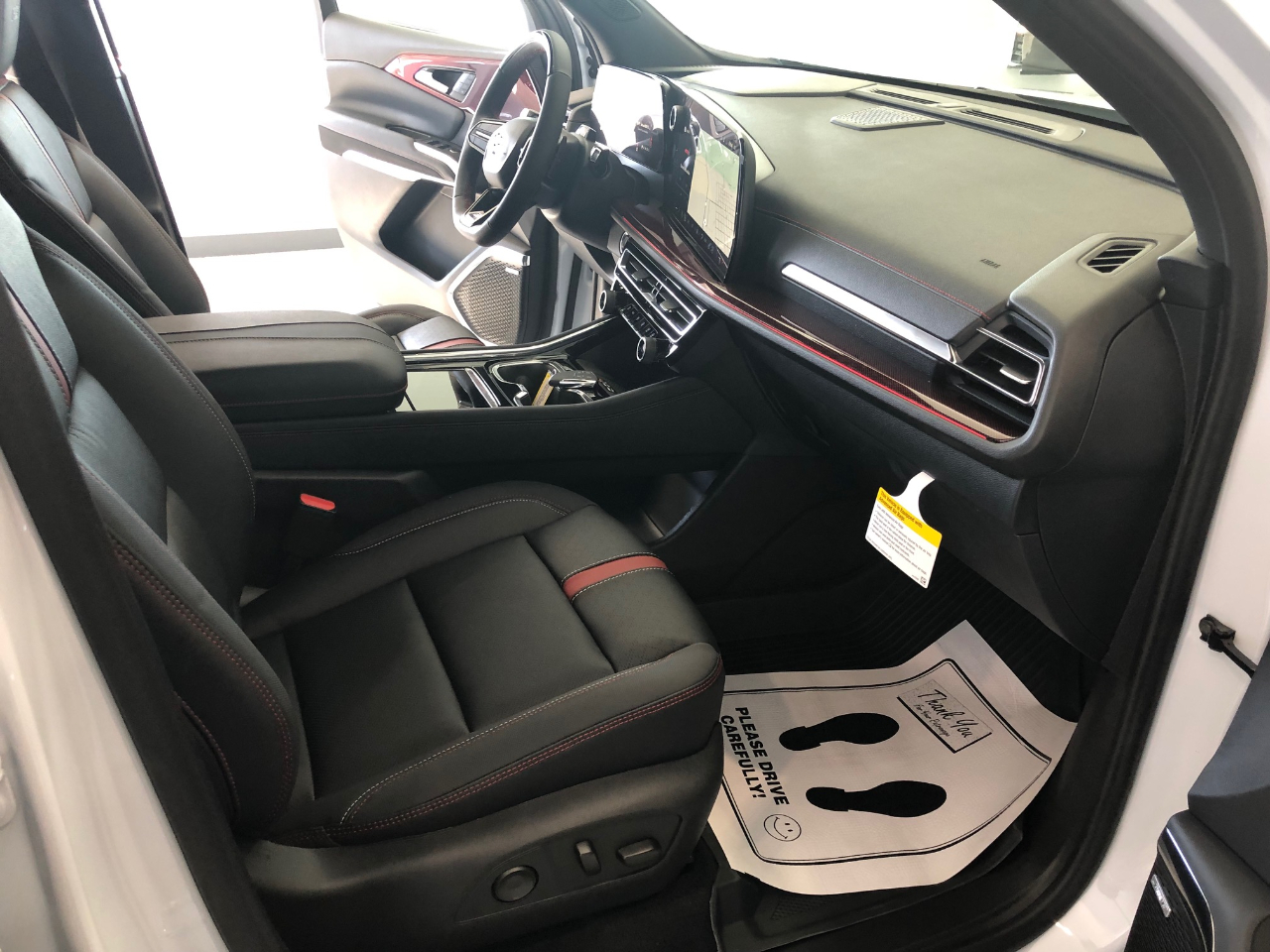 Chevrolet Traverse AWD 4dr RS w/2RS 2026