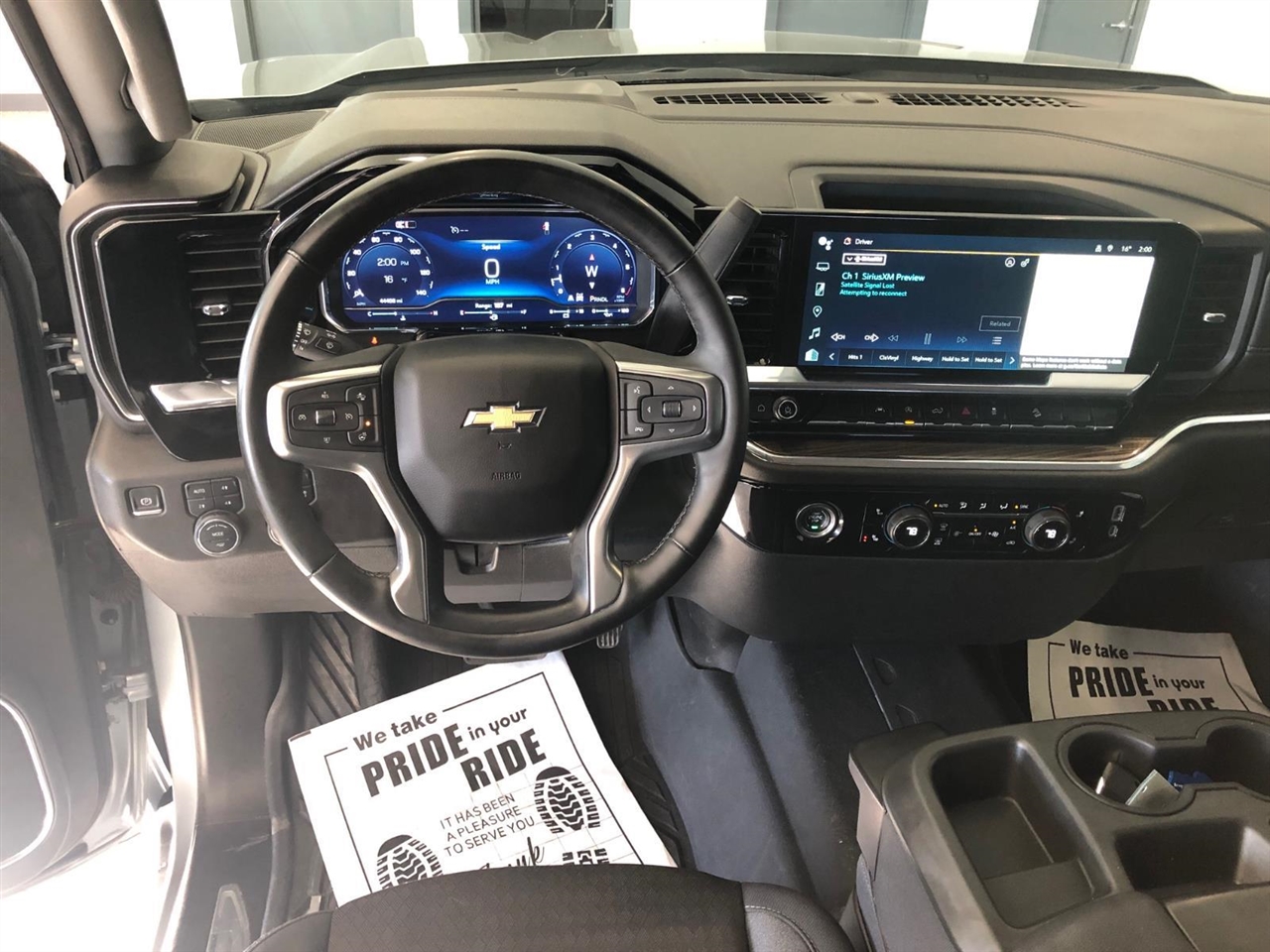 Chevrolet Silverado 1500 4WD Crew Cab 147" LT w/1LT 2024