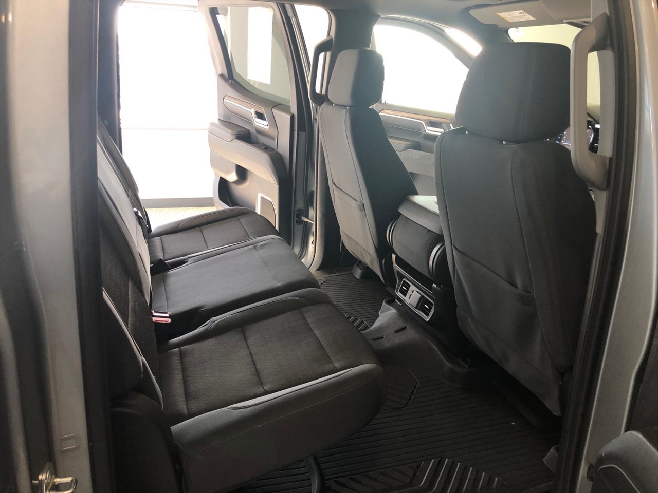 Chevrolet Silverado 1500 4WD Crew Cab 147" LT w/1LT 2024