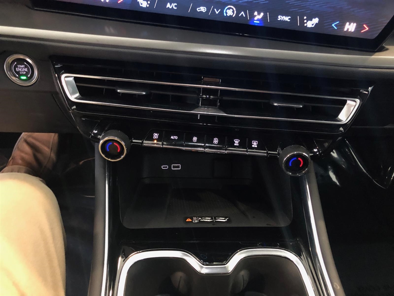 Chevrolet Traverse AWD 4dr LT w/2LT 2025