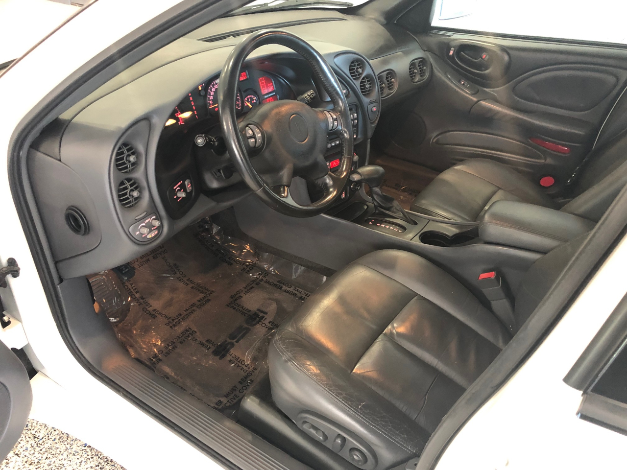 Pontiac Bonneville 4dr Sdn SSEi 2003