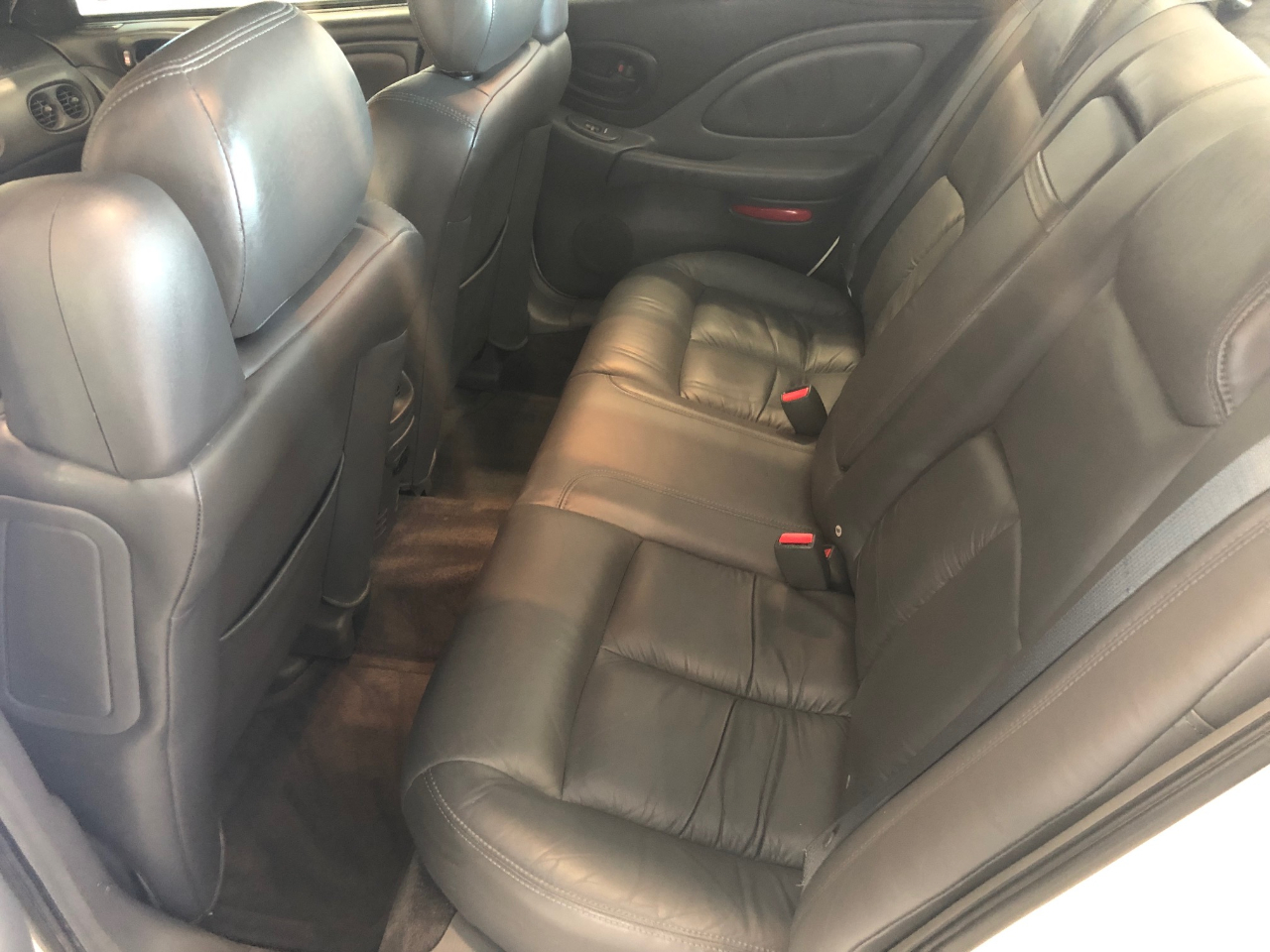 Pontiac Bonneville 4dr Sdn SSEi 2003