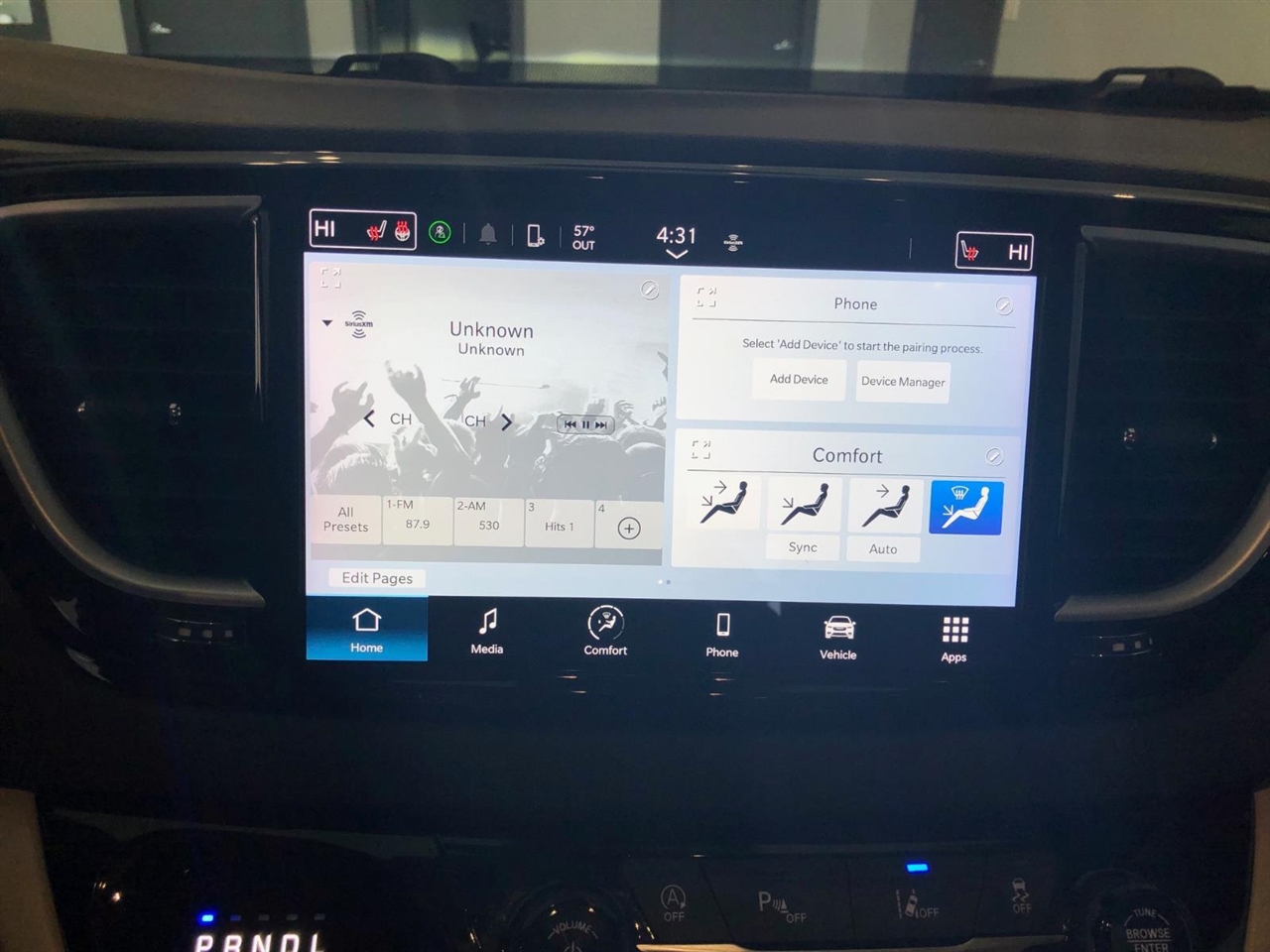 Chrysler Pacifica Touring L FWD 2023