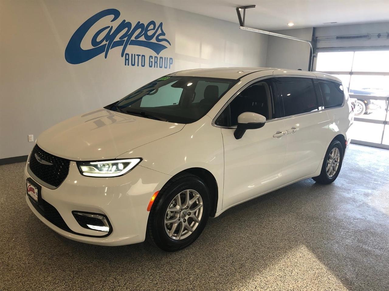 2023 Chrysler Pacifica Touring L FWD