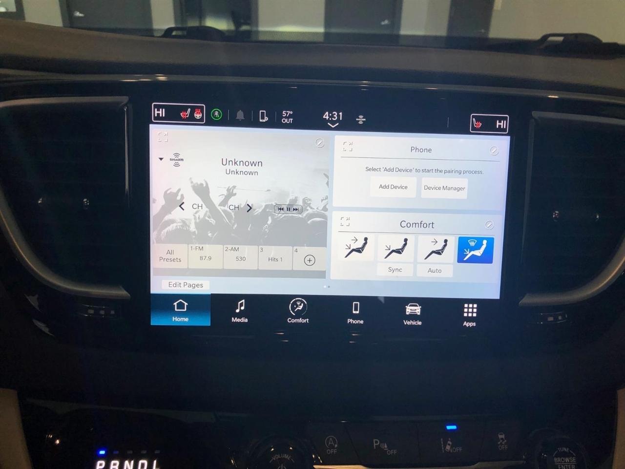 Chrysler Pacifica Touring L FWD 2023