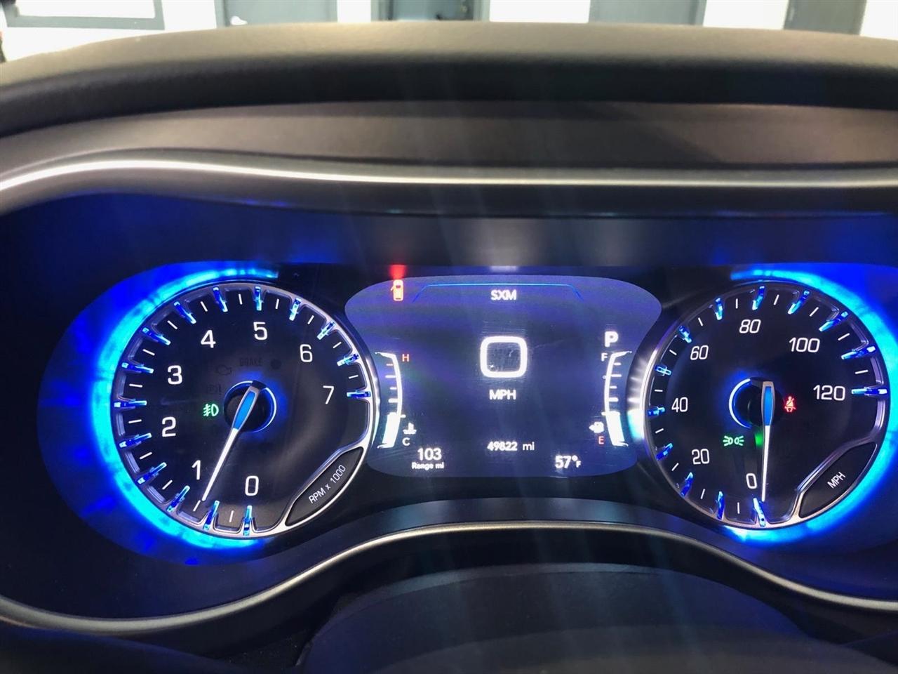 Chrysler Pacifica Touring L FWD 2023