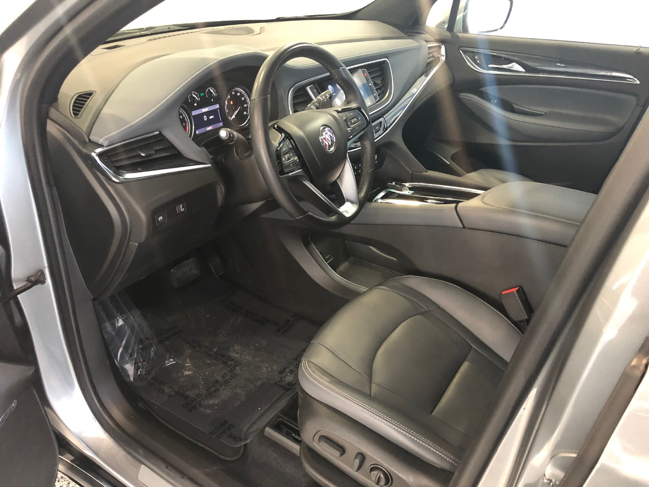 Buick Enclave AWD 4dr Essence 2023