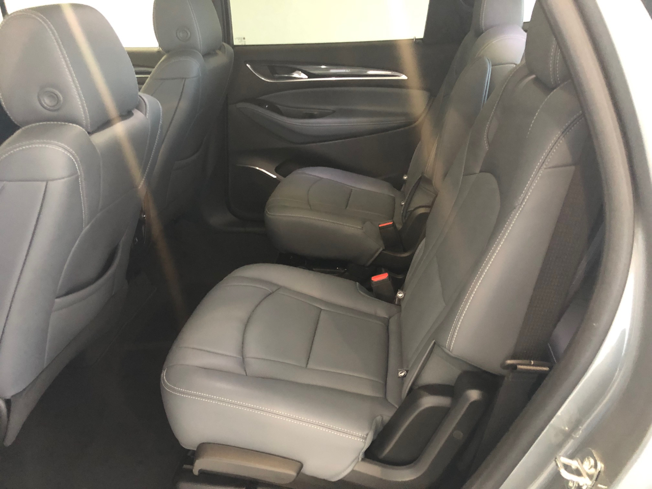 Buick Enclave AWD 4dr Essence 2023