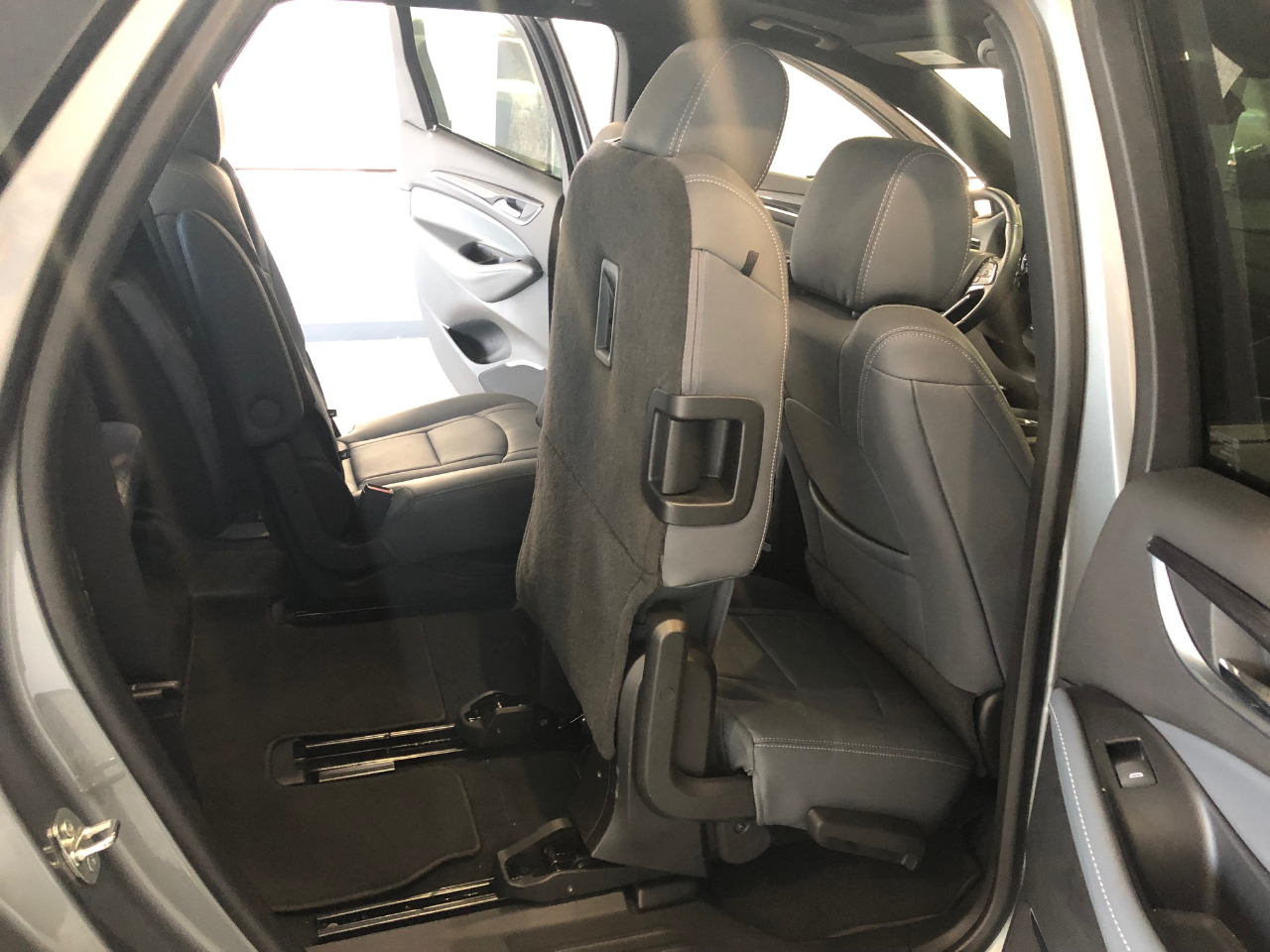 Buick Enclave AWD 4dr Essence 2023