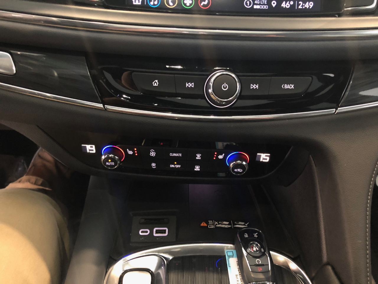 Buick Enclave AWD 4dr Essence 2023