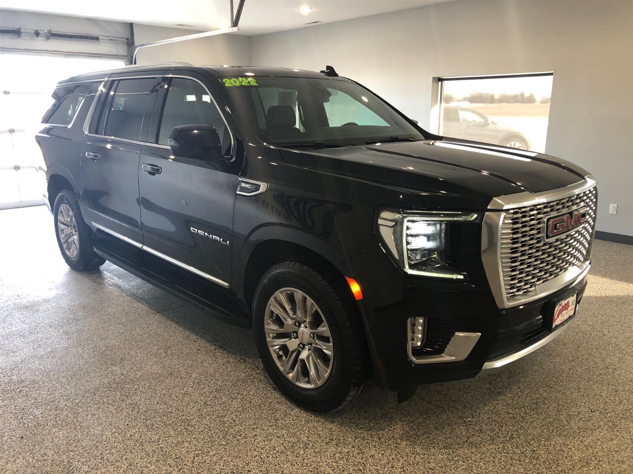 GMC Yukon XL 4WD 4dr Denali 2022