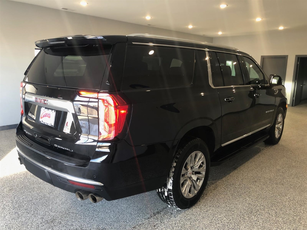 GMC Yukon XL 4WD 4dr Denali 2022