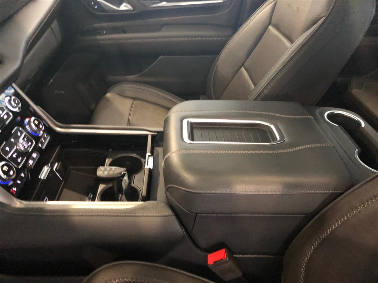 GMC Yukon XL 4WD 4dr Denali 2022