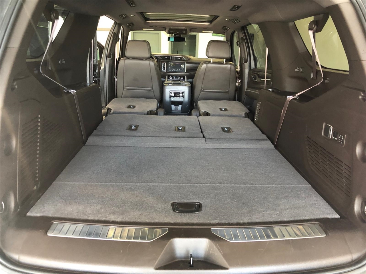 GMC Yukon XL 4WD 4dr Denali 2022