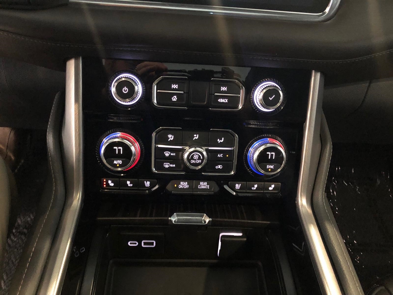 GMC Yukon XL 4WD 4dr Denali 2022