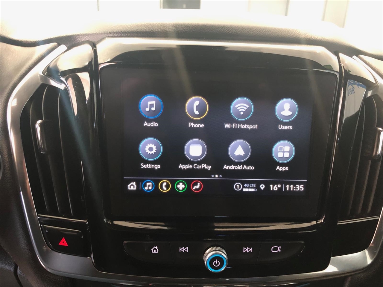 Chevrolet Traverse AWD 4dr LT Leather 2023