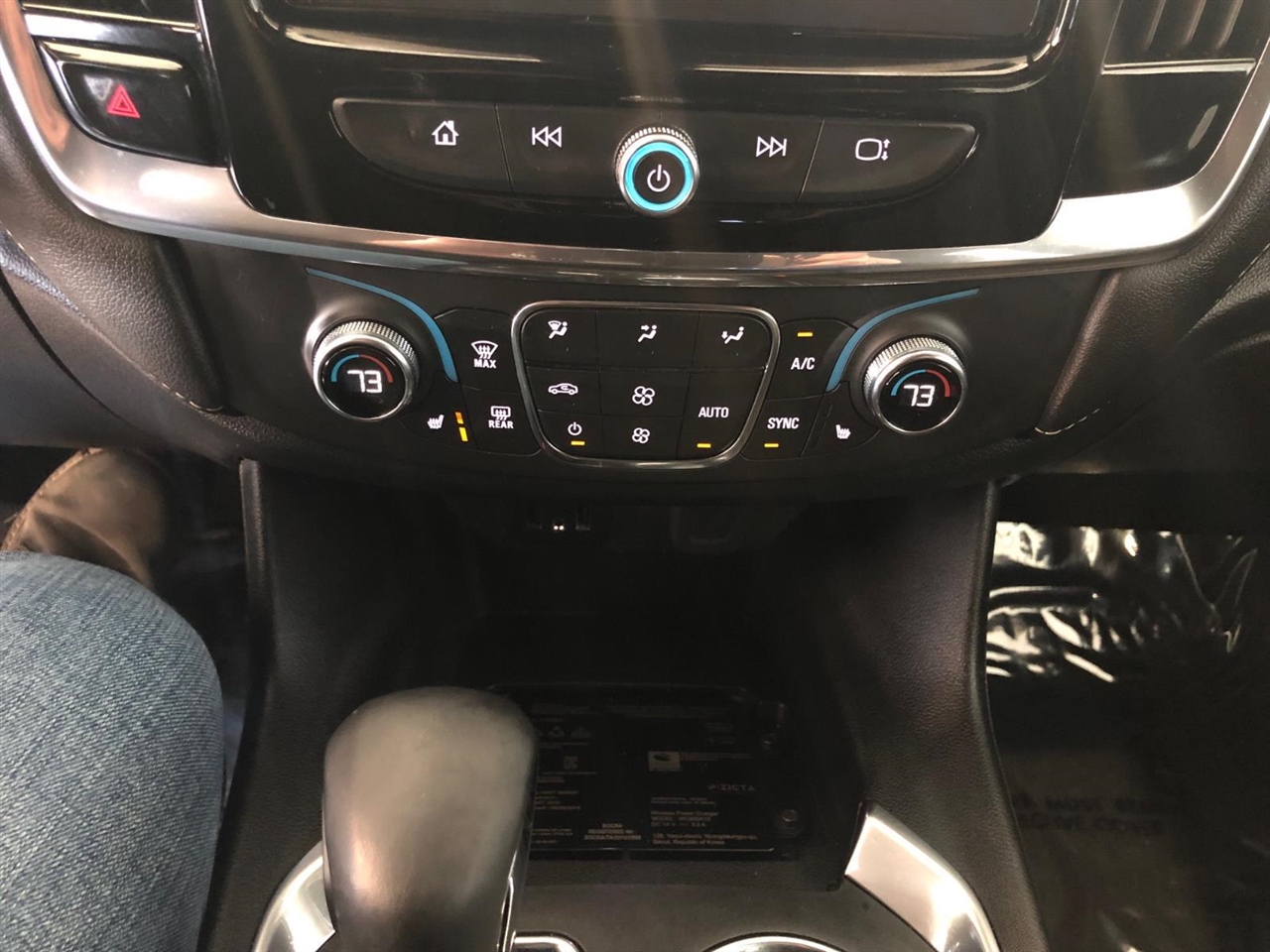 Chevrolet Traverse AWD 4dr LT Leather 2023