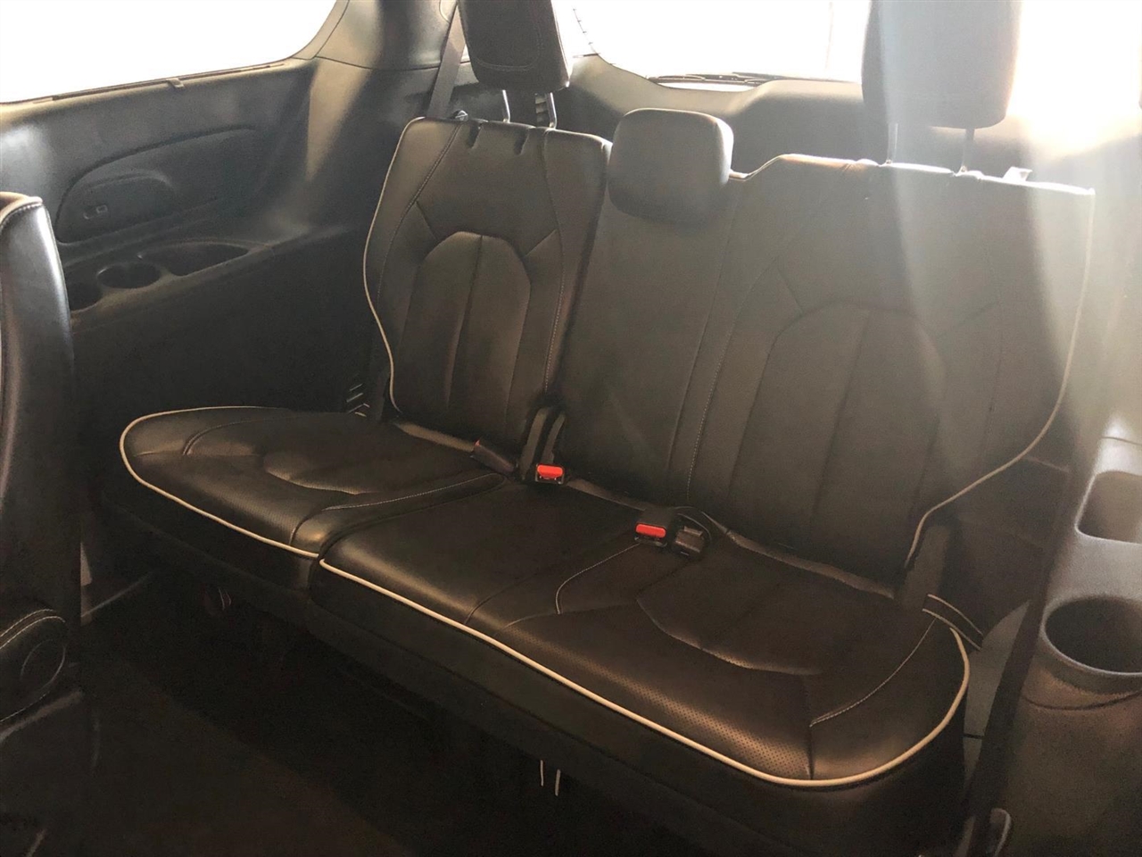 Chrysler Pacifica Limited FWD 2025