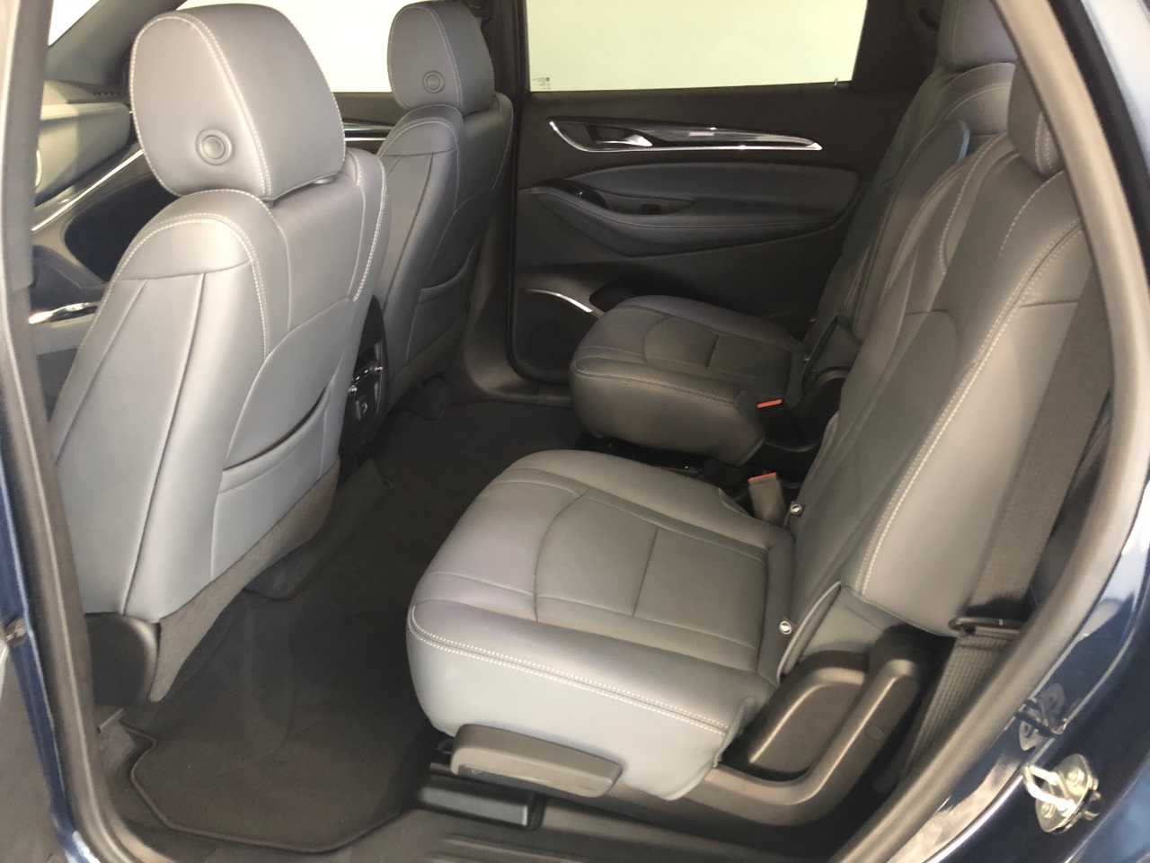 Buick Enclave AWD 4dr Essence 2023