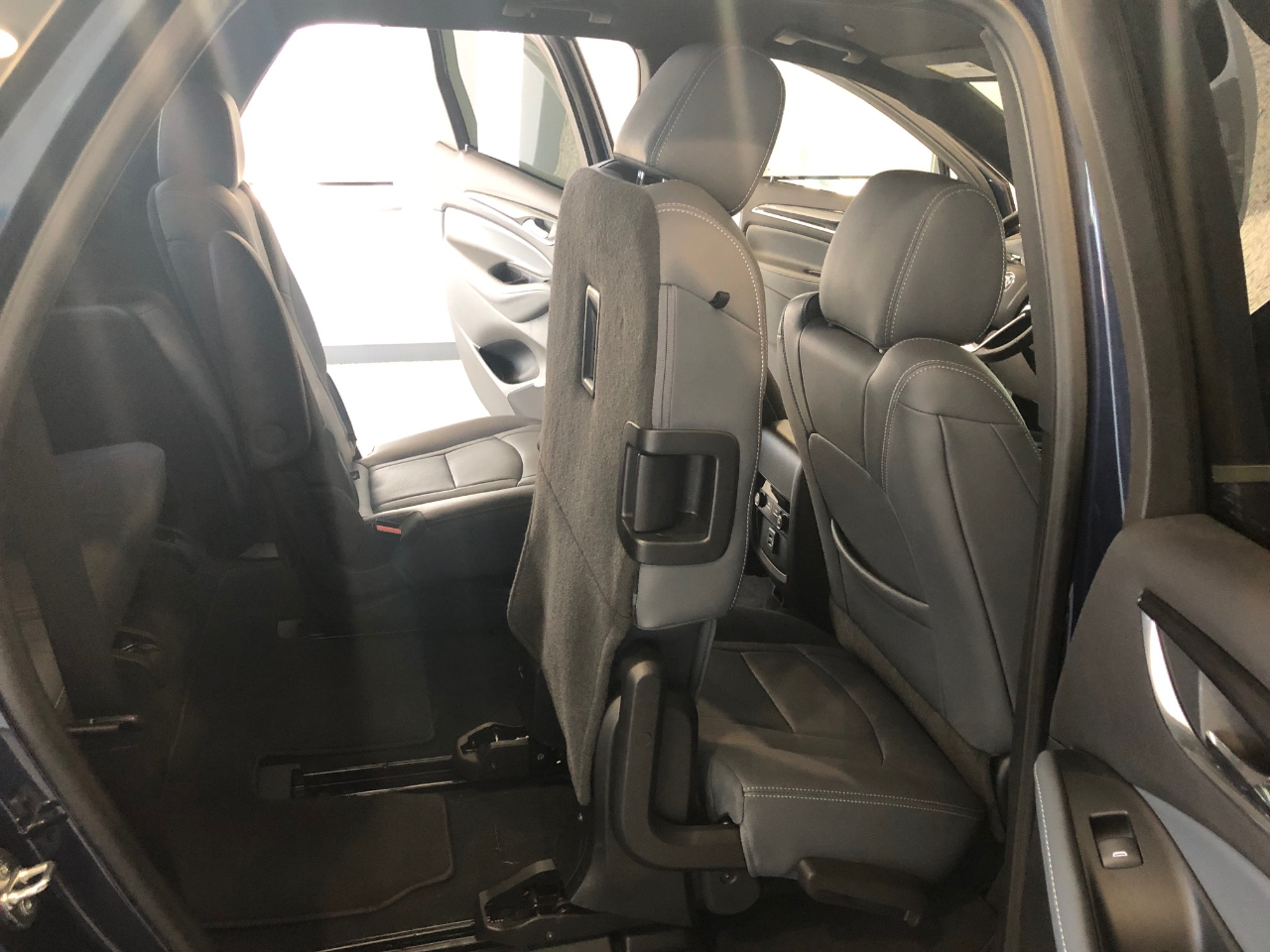 Buick Enclave AWD 4dr Essence 2023