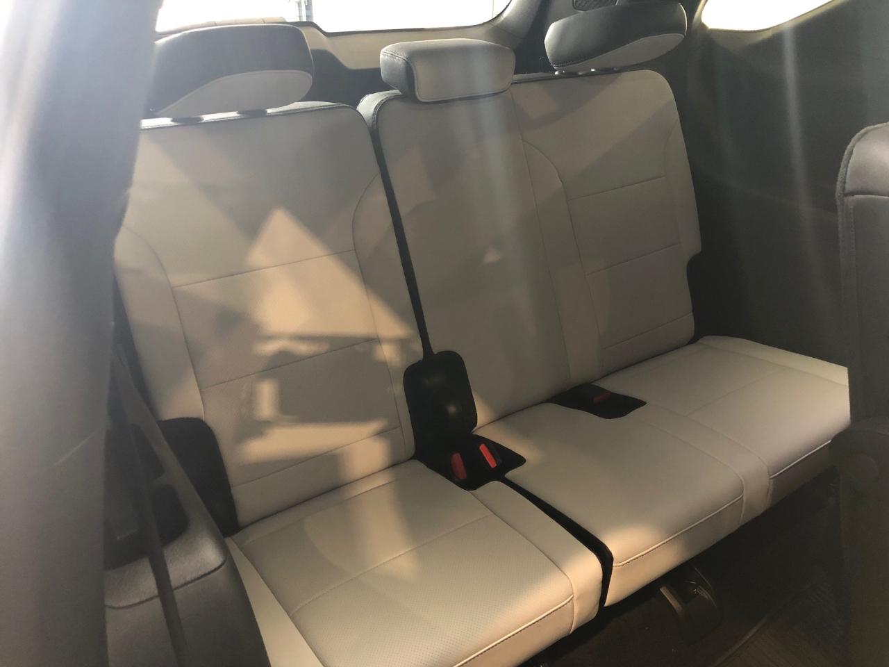 Chevrolet Traverse AWD 4dr High Country w/2LZ 2026