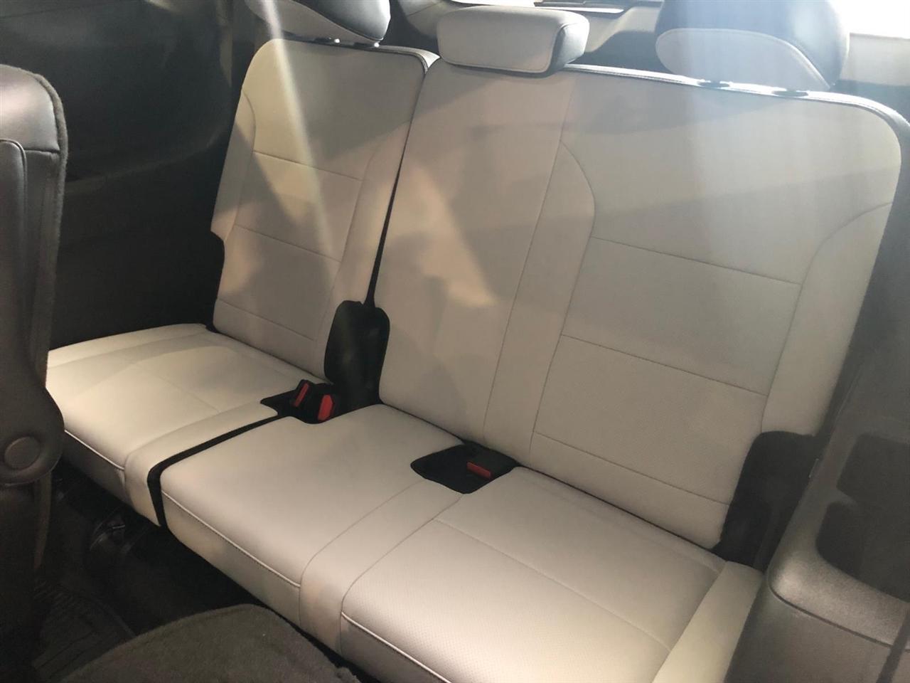 Chevrolet Traverse AWD 4dr High Country w/2LZ 2026