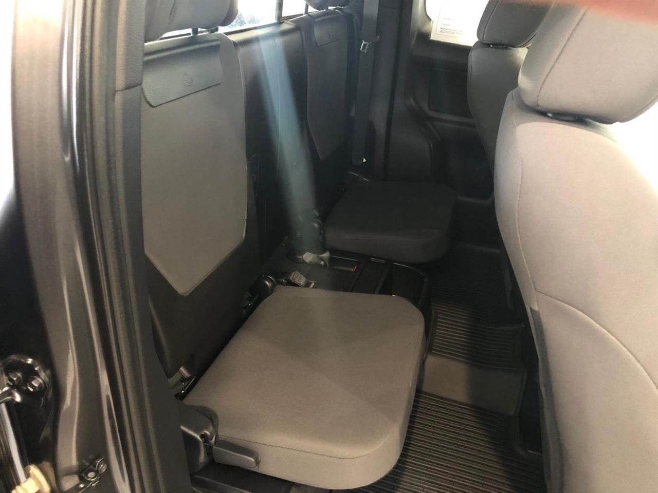 Toyota Tacoma 4WD TRD Sport Access Cab 6' Bed V6 MT (Natl) 2019