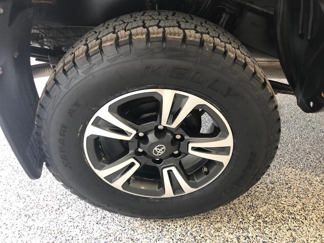 Toyota Tacoma 4WD TRD Sport Access Cab 6' Bed V6 MT (Natl) 2019