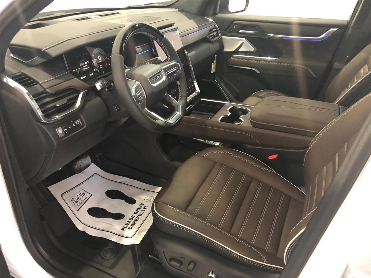 GMC Acadia AWD 4dr Denali Ultimate 2026