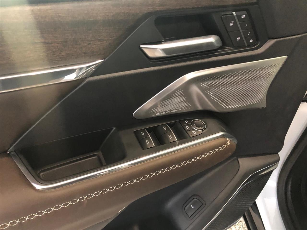 GMC Acadia AWD 4dr Denali Ultimate 2026