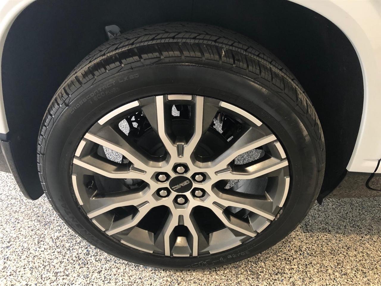 GMC Acadia AWD 4dr Denali Ultimate 2026