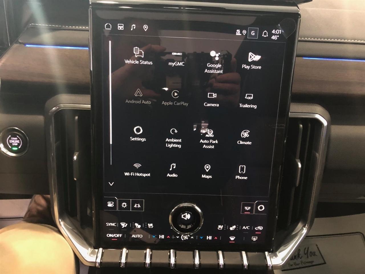 GMC Acadia AWD 4dr Denali Ultimate 2026