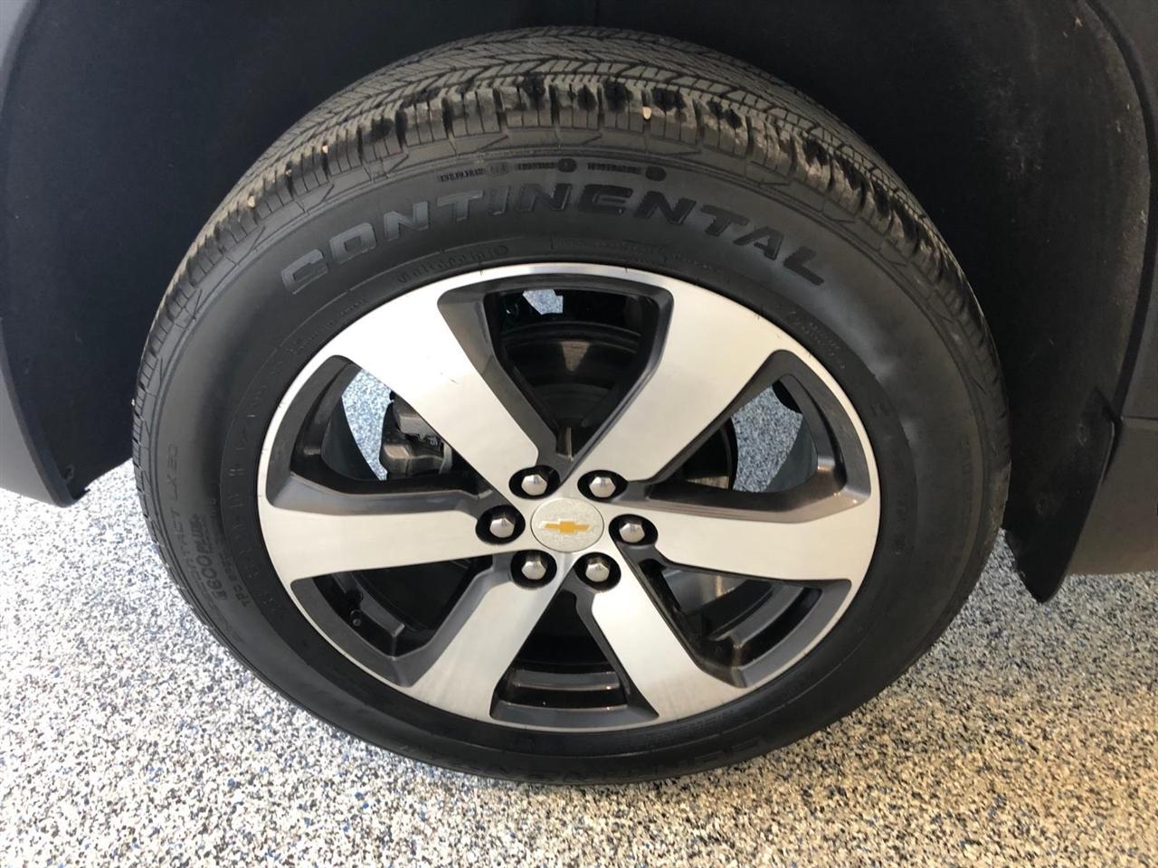 Chevrolet Traverse AWD 4dr LT Leather 2023